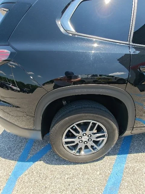 Used 2025 Black GMC Elevation image 14