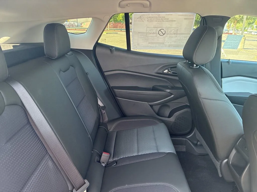 2026 Chevrolet Trax LT - Photo 25