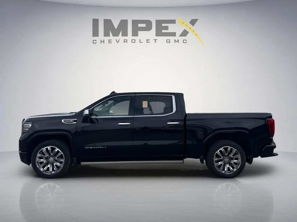 Used 2024 Onyx Black GMC Denali image 2