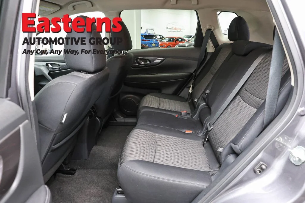 Used 2020 Gray Nissan SV image 24