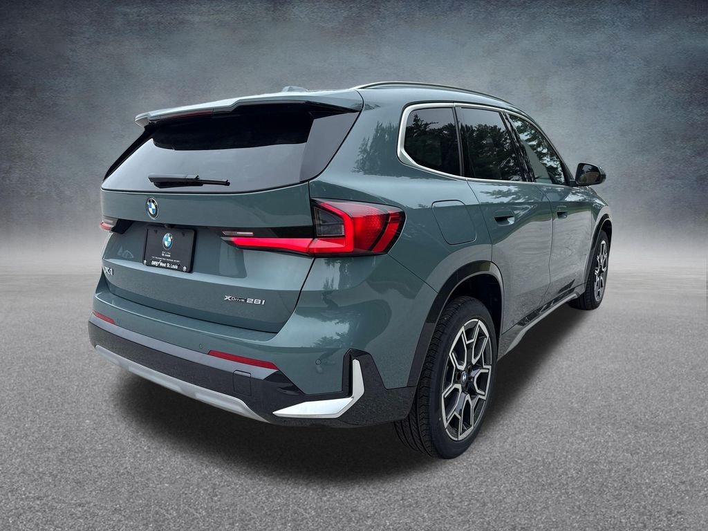 New 2026 Green BMW xDrive28i image 5
