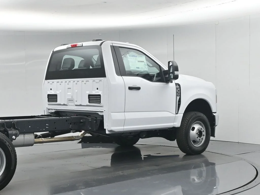 New 2026 White Ford XL image 21