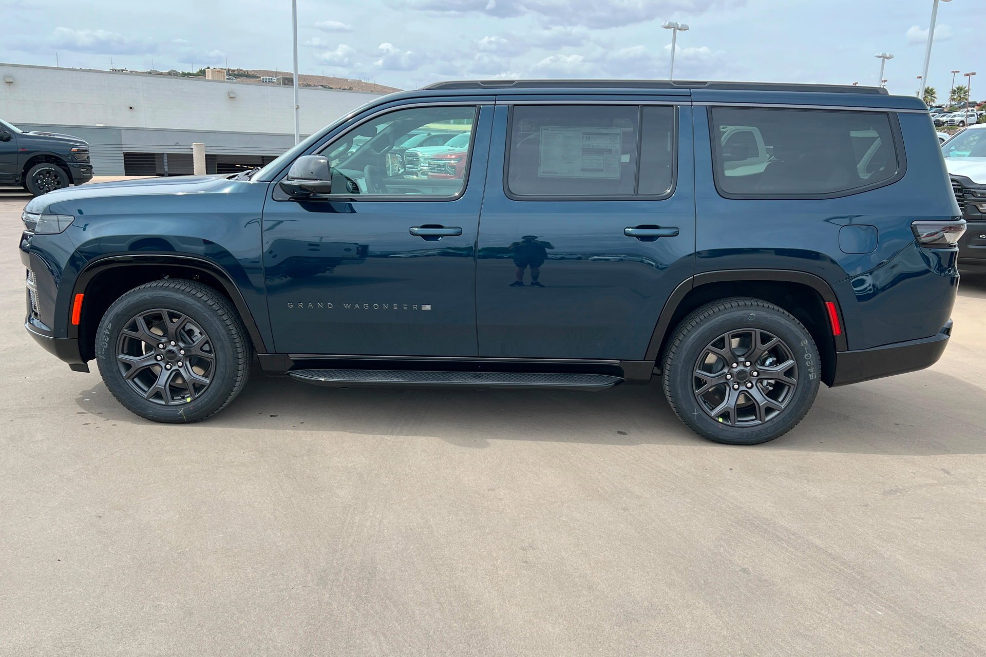 New 2026 Fathom Blue Pearl-Coat Exterior Paint (Late Availability) Jeep Limited Altitude image 2