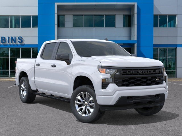 New 2026 Summit White Chevrolet Custom image 7