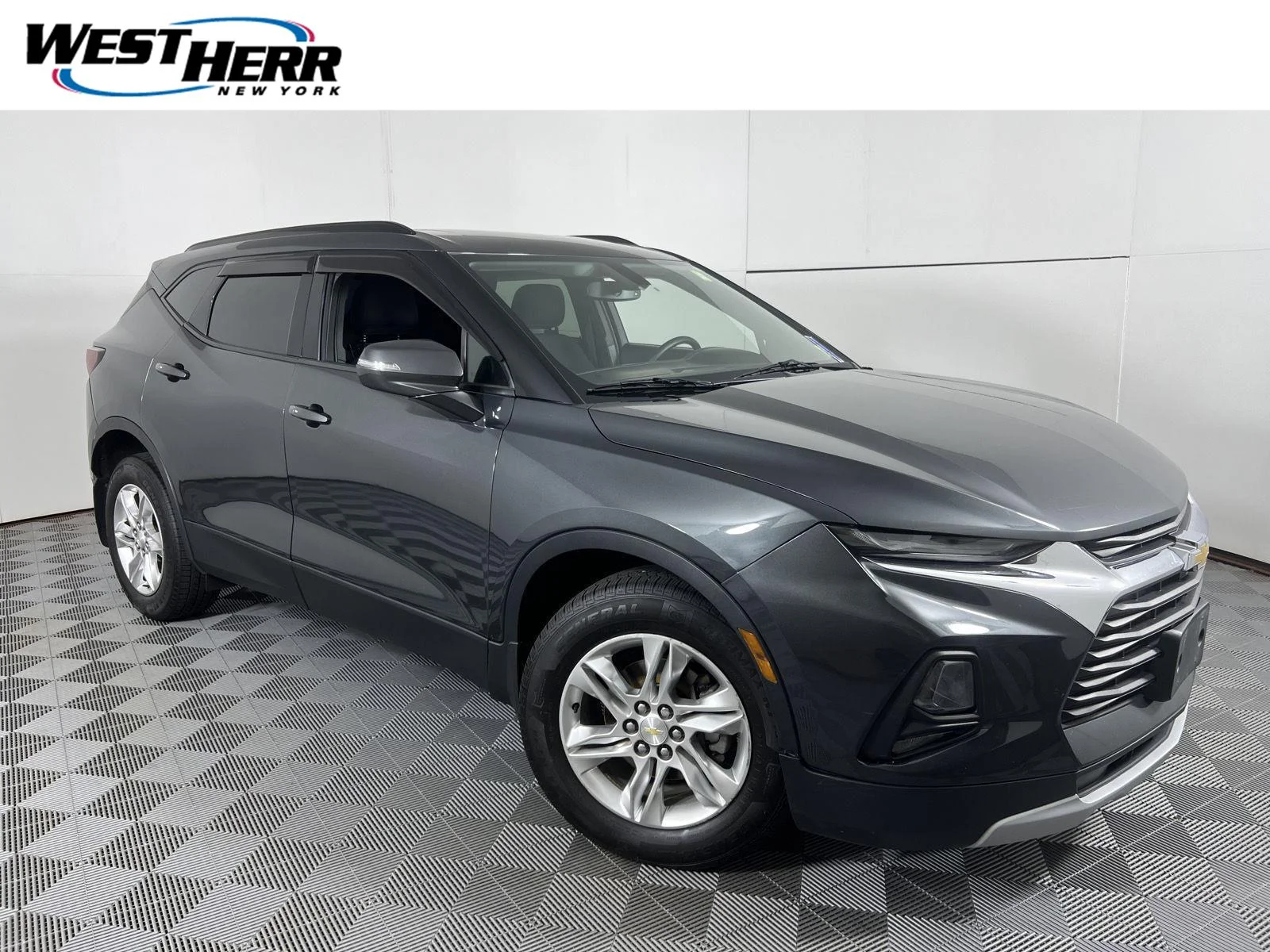 Used 2020 Nightfall Gray Metallic Chevrolet LT image 1