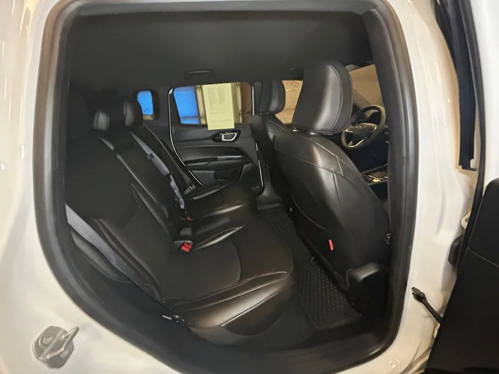 Used 2025 Bright White Jeep Trailhawk image 17