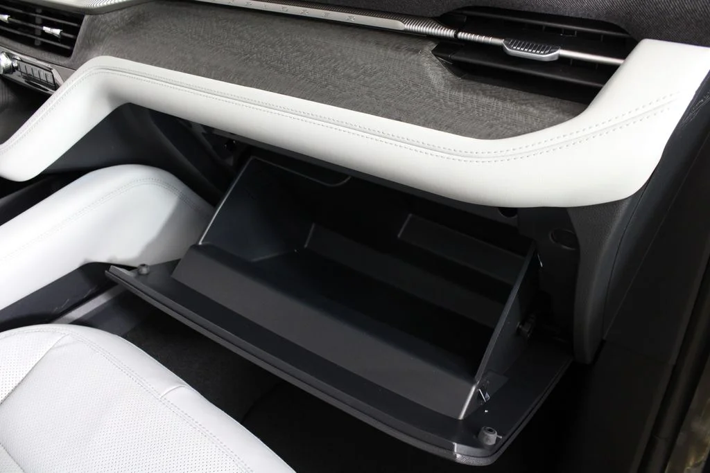 2026 Ford Explorer Platinum - Photo 19