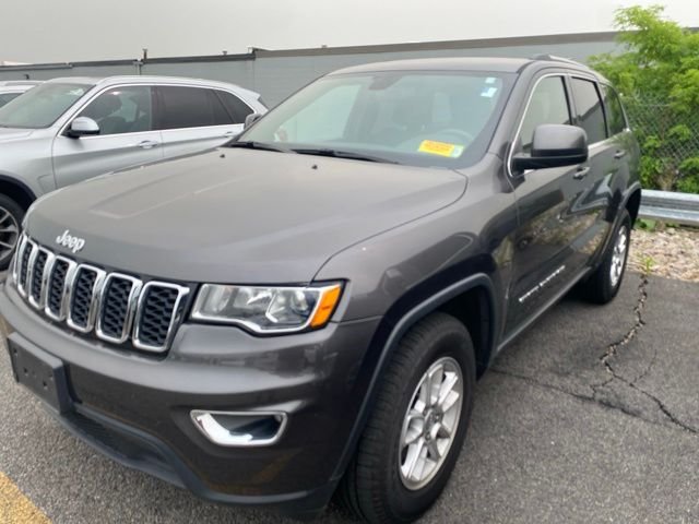 Used 2019 Gray Jeep Laredo E image 1
