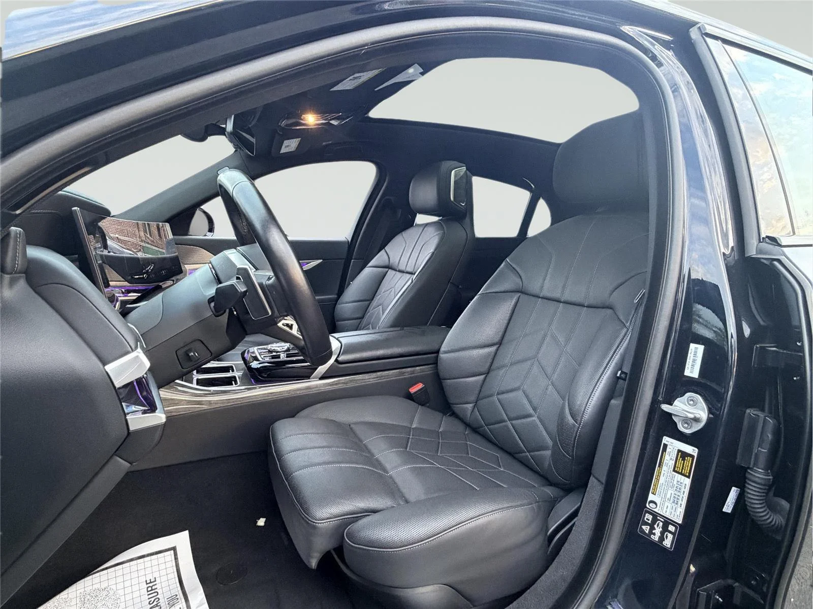 Used 2025 BK BMW 740i xDrive image 20
