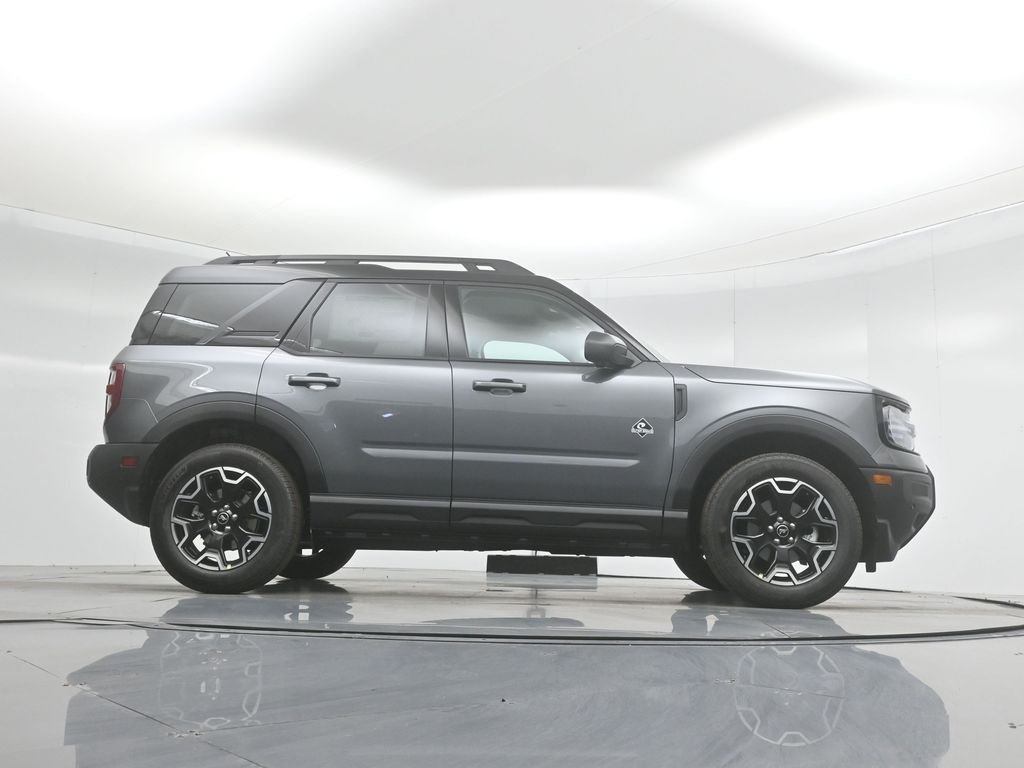 New 2025 Carbonized Gray Metallic Ford Outer Banks image 51