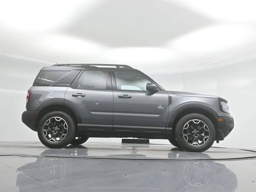 New 2025 Carbonized Gray Metallic Ford Outer Banks image 51