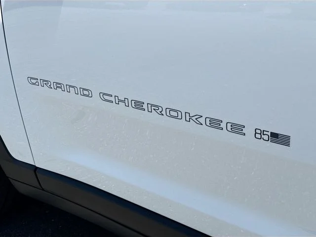 New 2026 Bright White Clearcoat Jeep  image 20