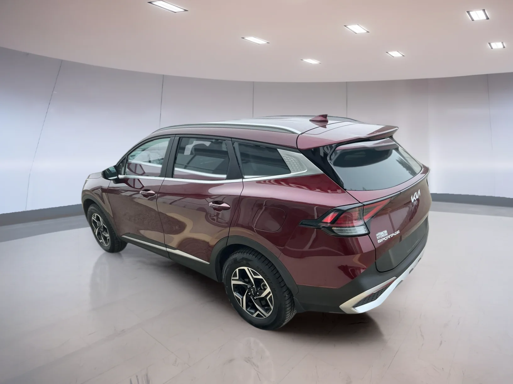 Used 2023  Kia LX image 4