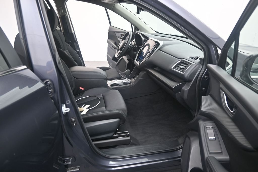 Used 2023 Gray Metallic Subaru Premium image 18