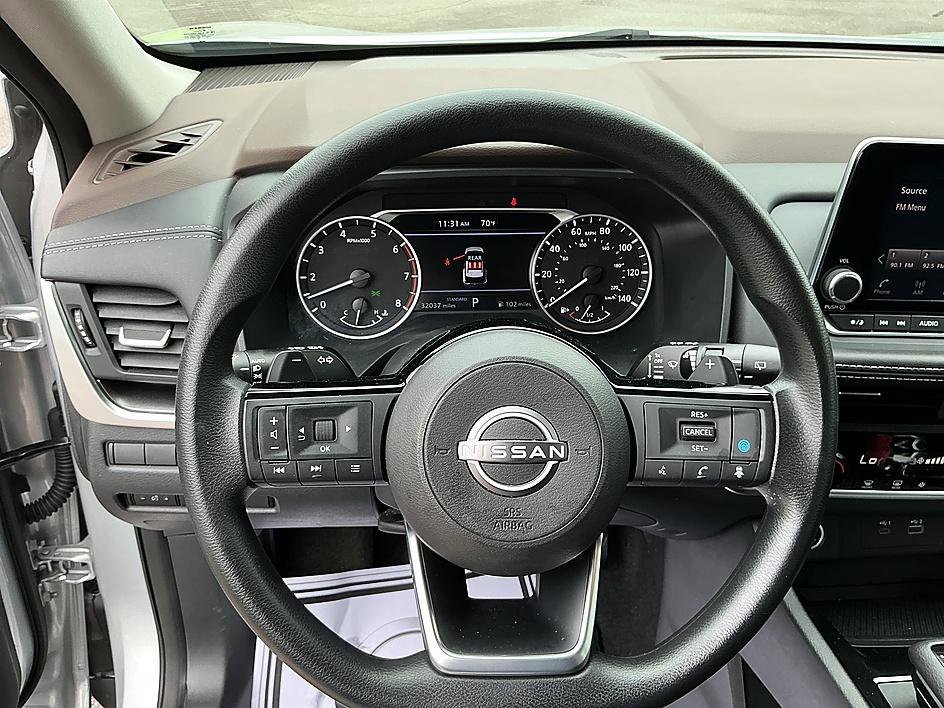 Used 2023 Brilliant Silver Metallic Nissan SV image 15