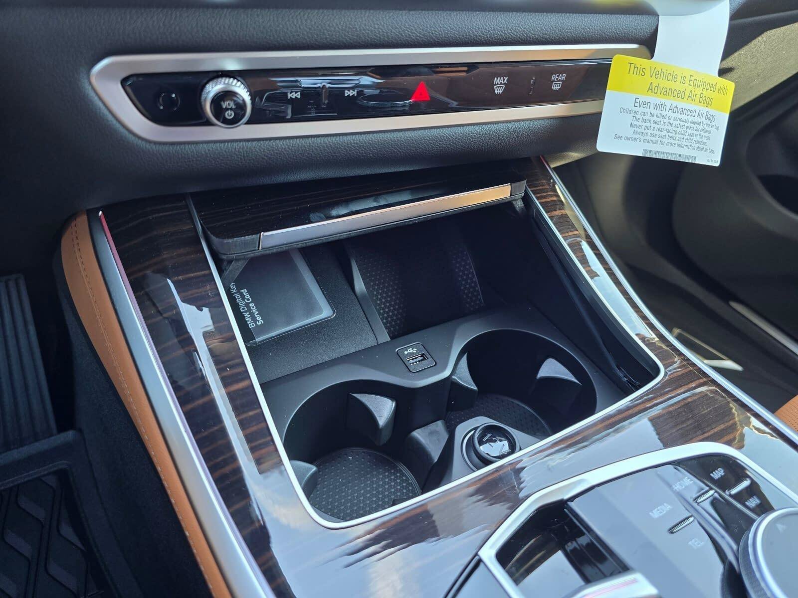 New 2026 Mineral White Metallic BMW xDrive50e image 20