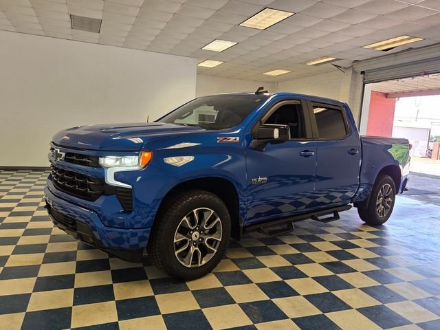 Used 2022 Blue Chevrolet RST image 3