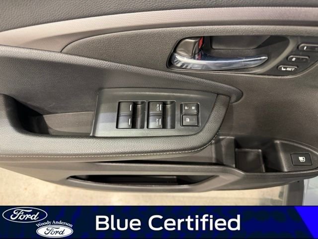 Certified Used 2022 Sonic Gray Pearl Honda RTL-E image 22