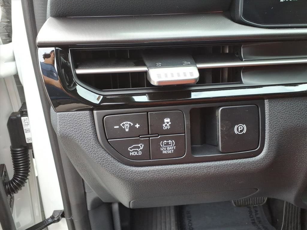 2026 Kia Sportage SX Prestige Hybrid - Photo 17
