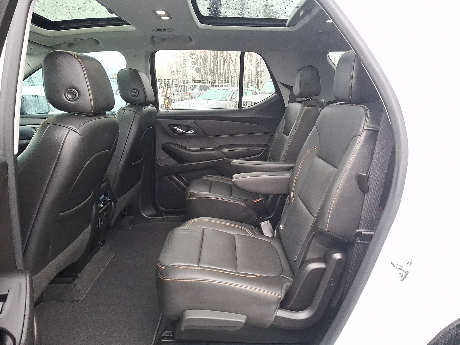 2020 Chevrolet Traverse Premier - Photo 10