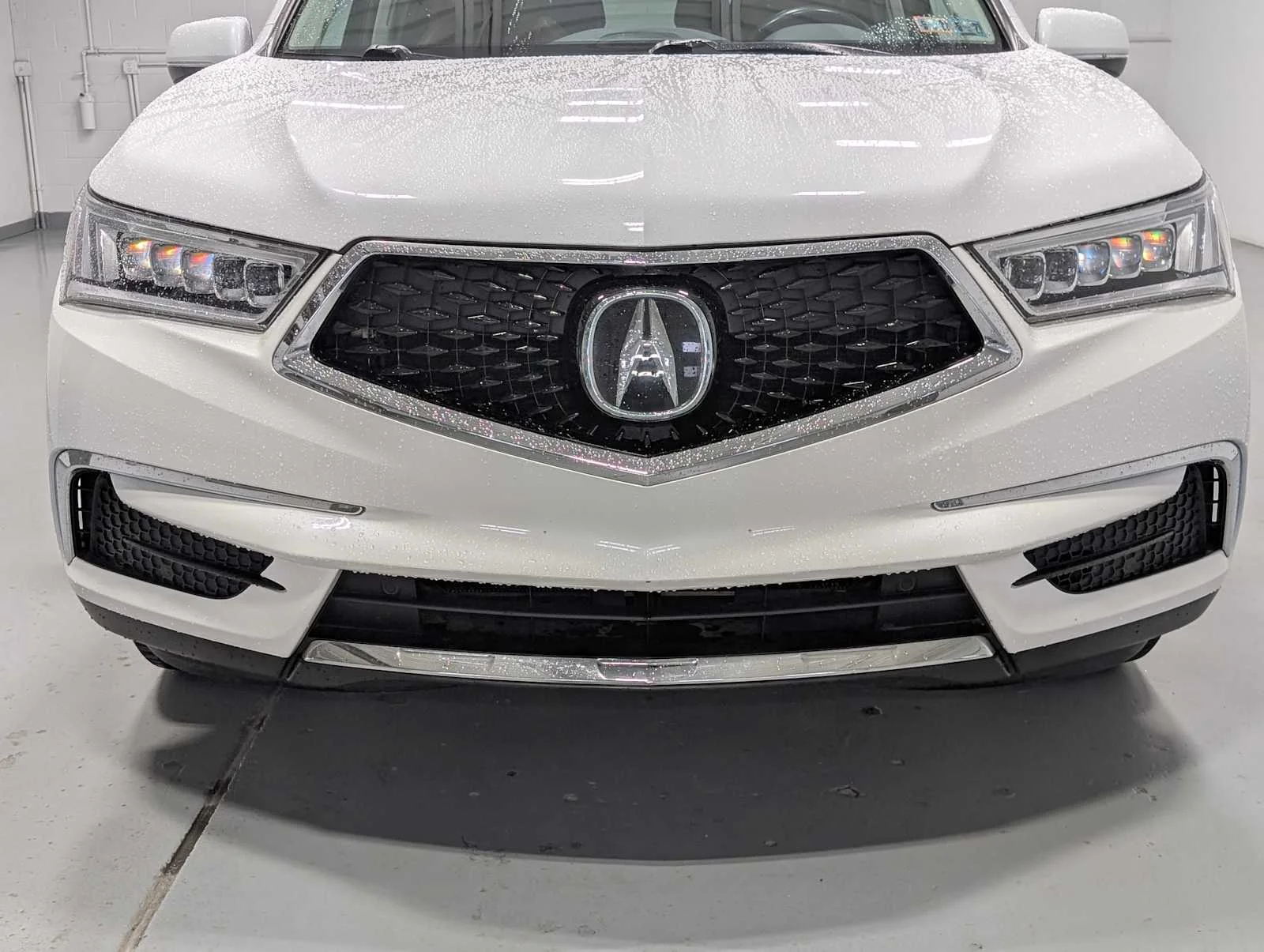 Used 2020 Platinum White Pearl Acura w/Technology Pkg image 2