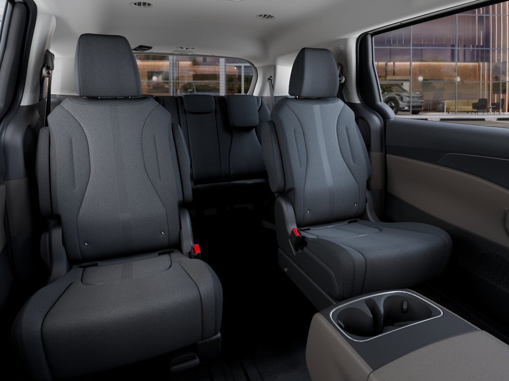 New 2026 Snow White Pearl Kia LX image 16