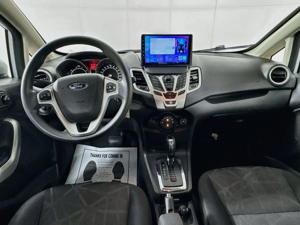 Used 2013 Silver Ford SE image 24