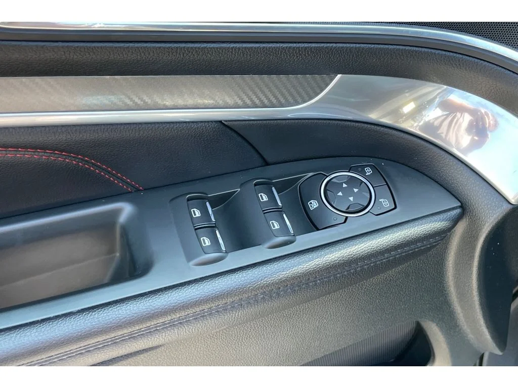 Used 2017 Magnetic Metallic Ford Sport image 11