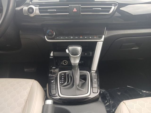 Used 2023 Gravity Gray Kia EX image 4