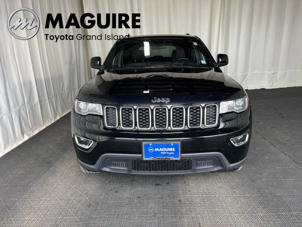 Used 2020 Black Jeep Laredo E image 30