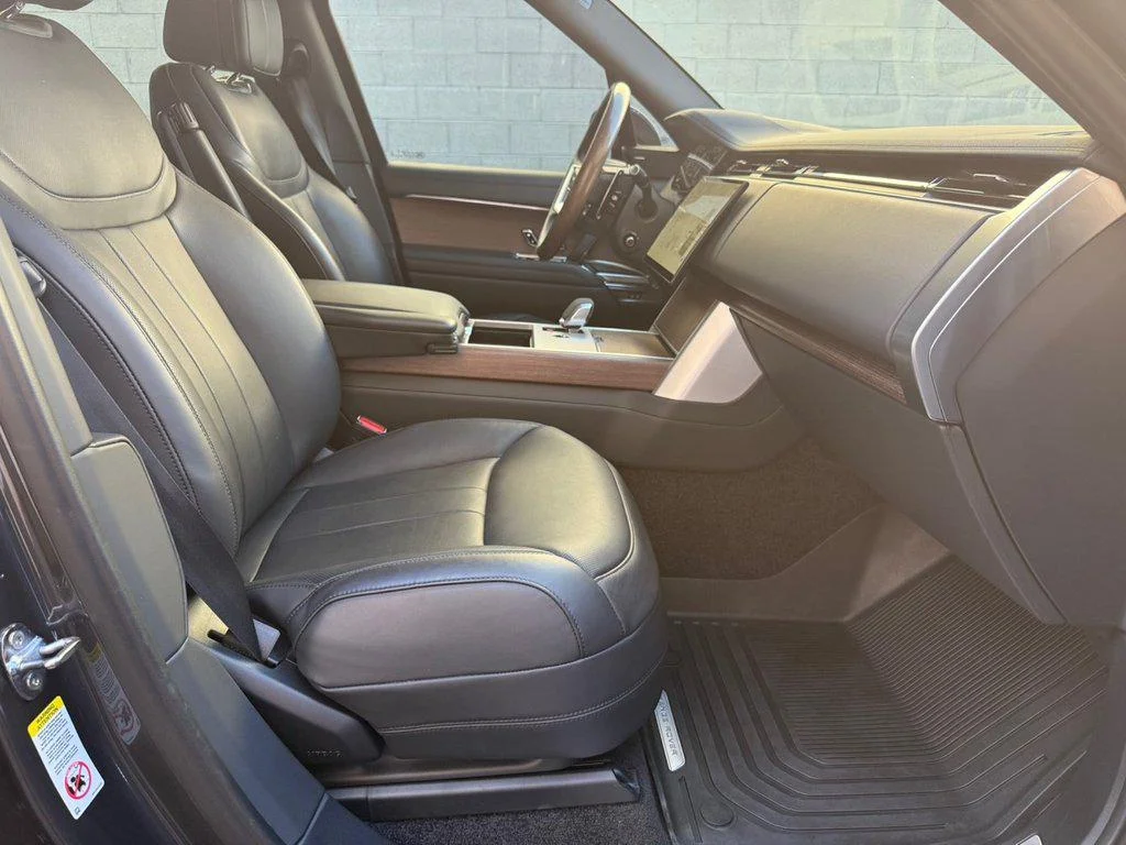 2024 Land Rover Range Rover SE - Photo 18