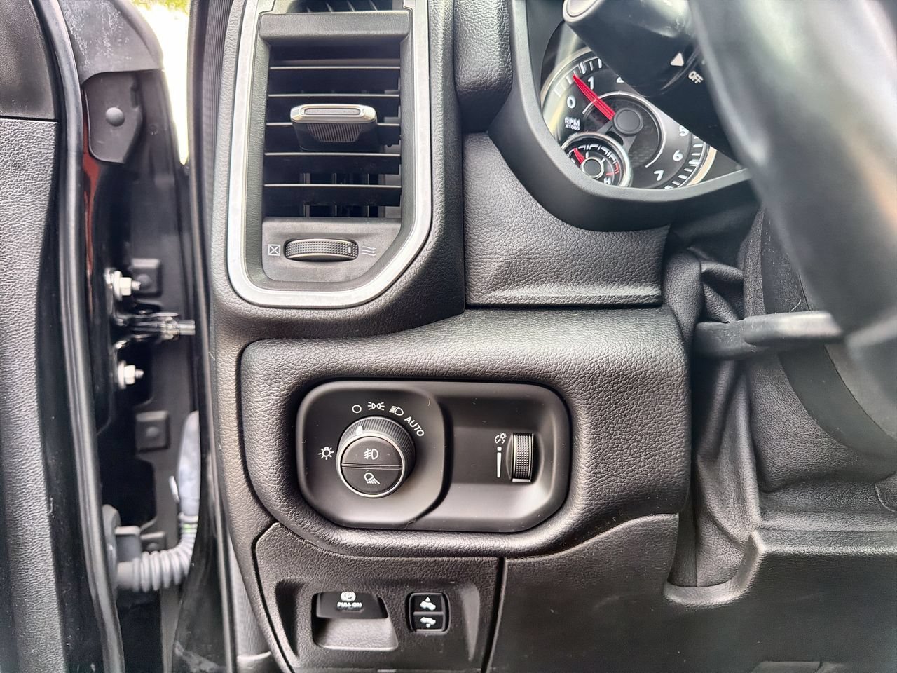 Used 2020  Ram Big Horn image 15