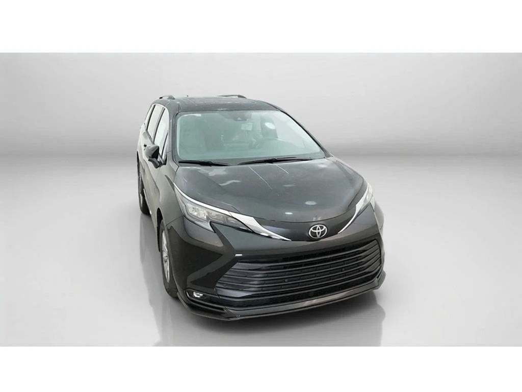New 2026 Midnight Black Metallic Toyota XLE image 14