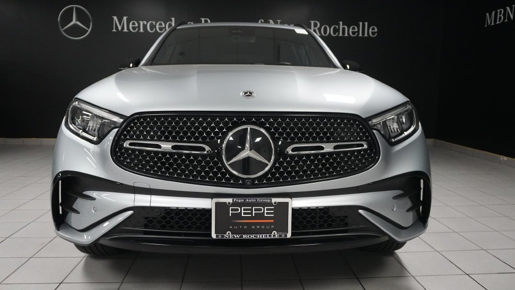 Certified Used 2026 Gray Mercedes-Benz GLC 300 image 11