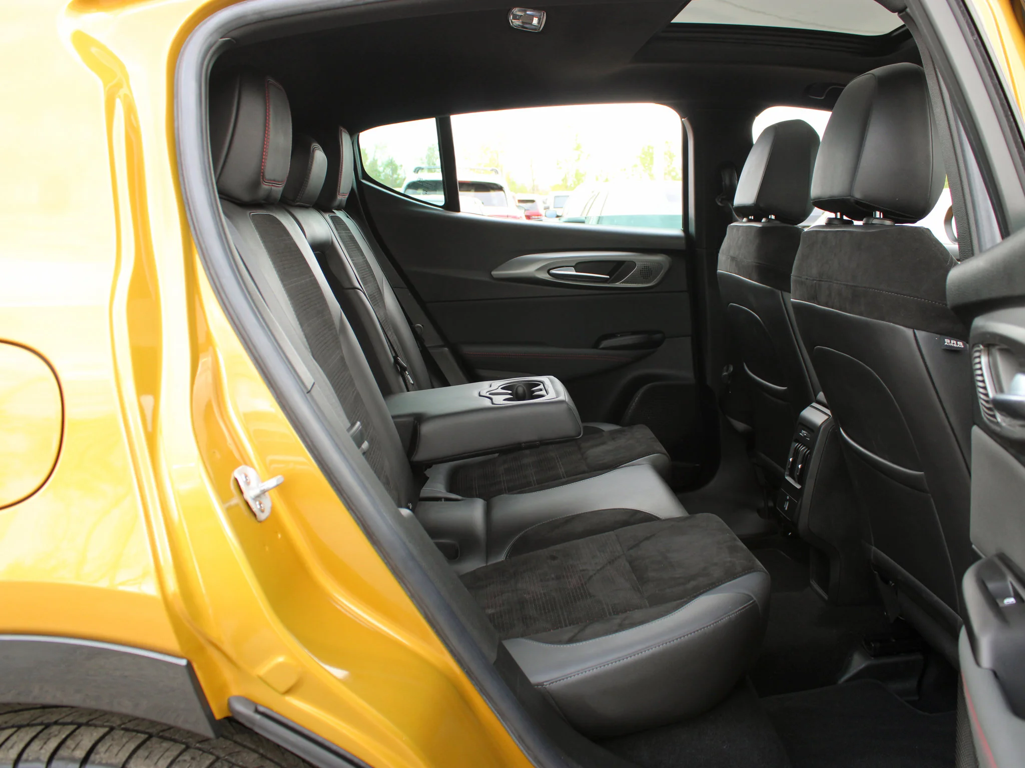 Certified Used 2024 Gold Dodge R/T Plus* PHEV EAWD | Remote Start | Heated Seats | Adaptive Cruise | Apple CarPlay | 360 Camera image 20