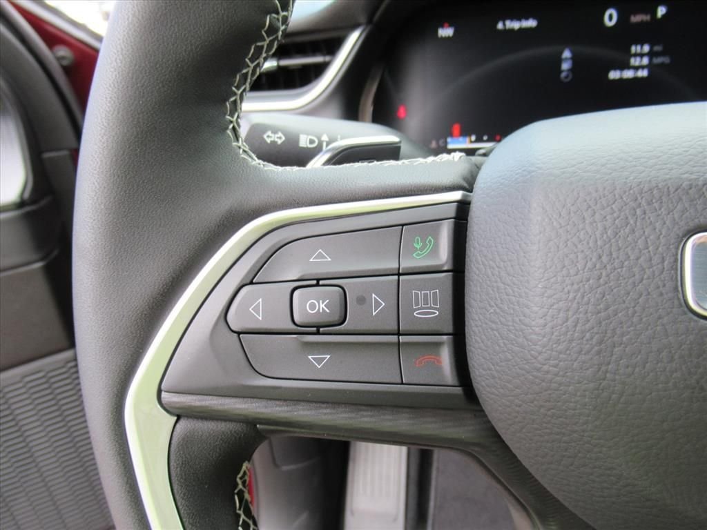 New 2026 Velvet Red Pearl-Coat Exterior Paint Jeep Laredo X image 24
