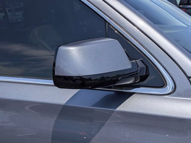 Used 2020 SATIN STEEL METALLIC GMC SLT image 10