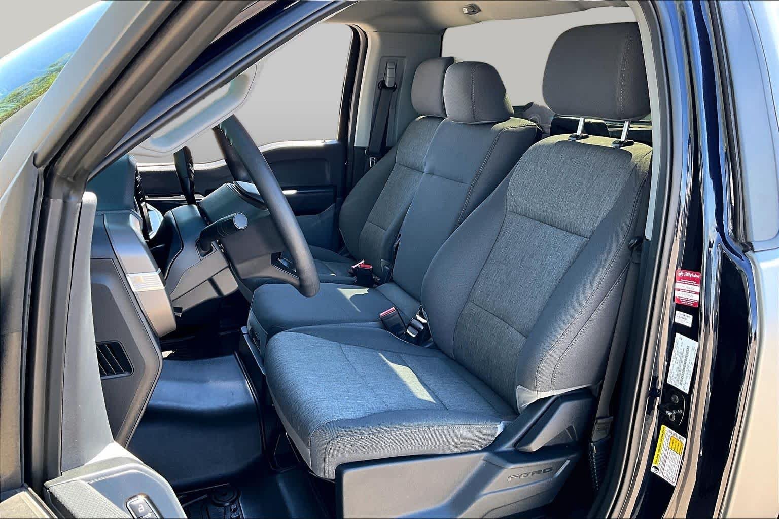 Used 2025 Blue Ford XL image 8