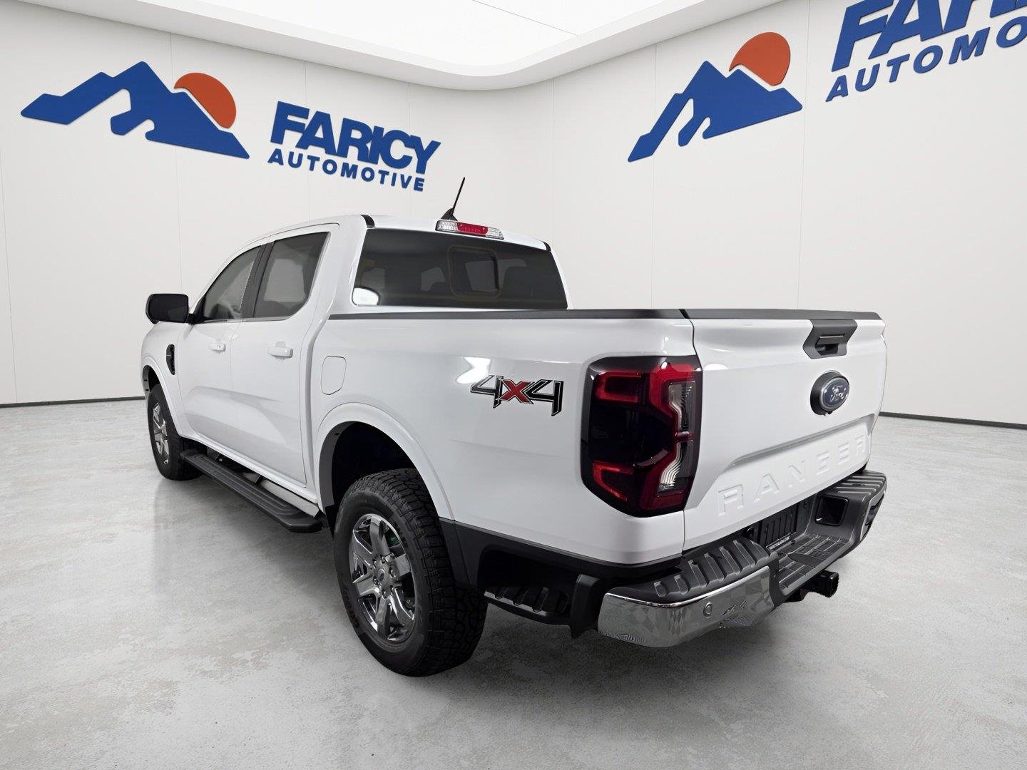 Used 2025 Oxford White Ford LARIAT image 5