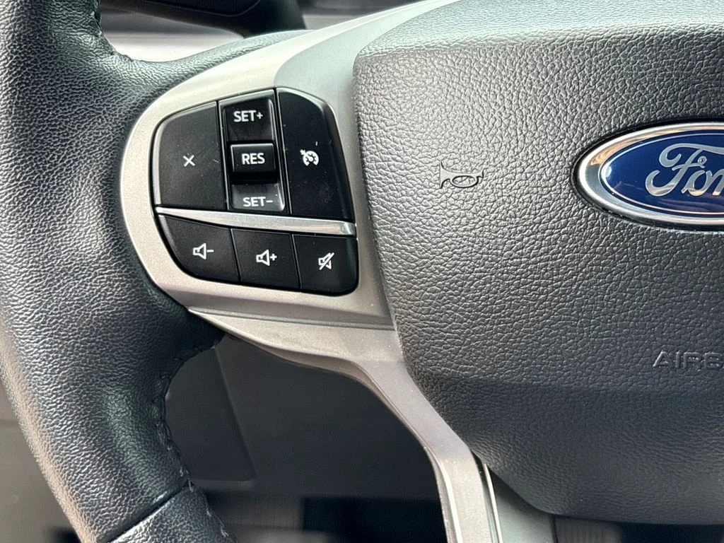 Certified Used 2023 Black Ford XLT image 18