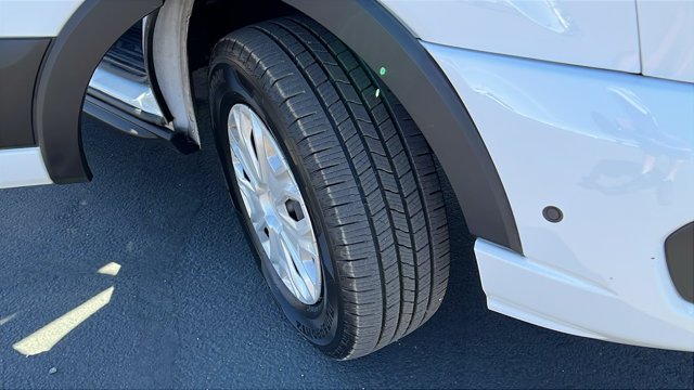 Used 2024 White Ford  image 11