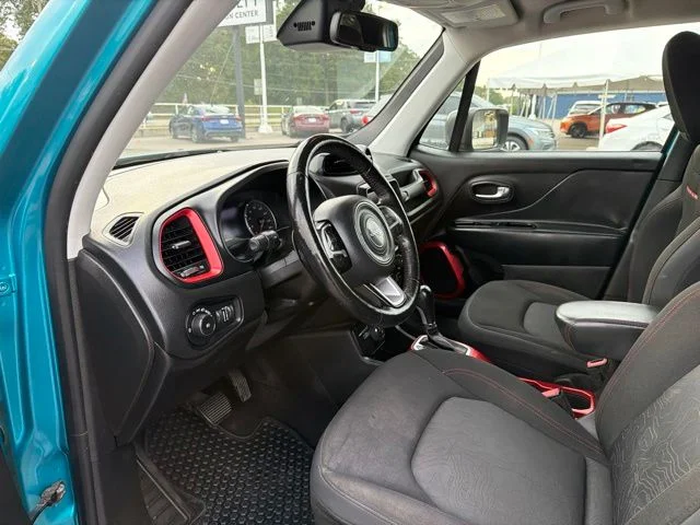 Used 2021 Teal Jeep Trailhawk image 10