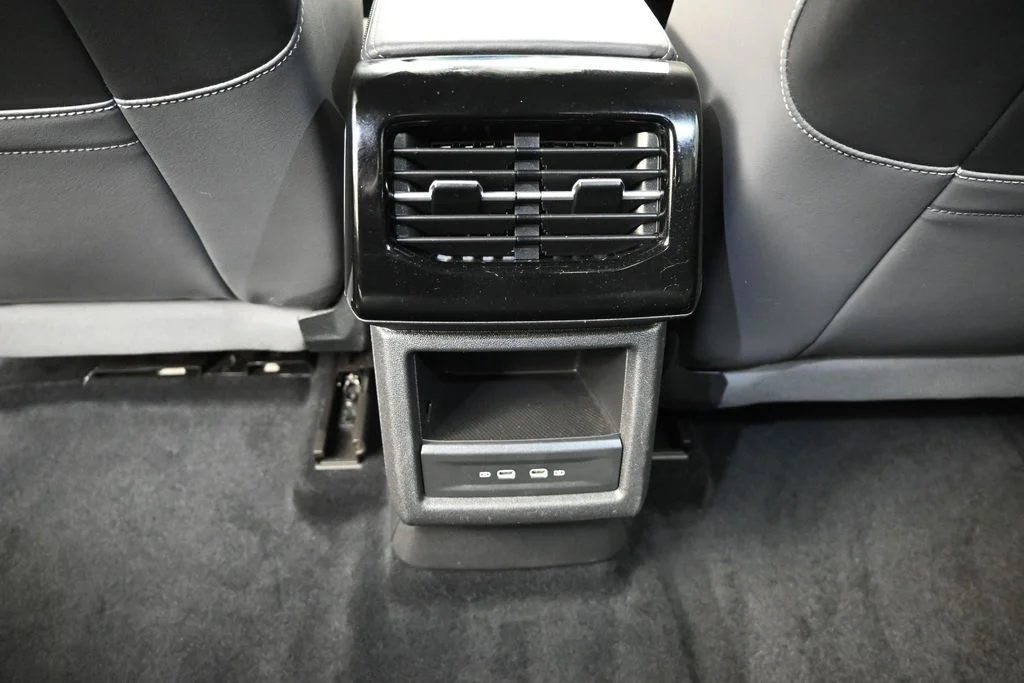 Used 2023 Gray Volkswagen Pro S image 16