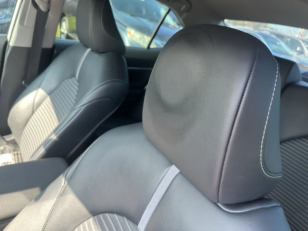 Used 2023 Ice Cap Toyota SE image 6