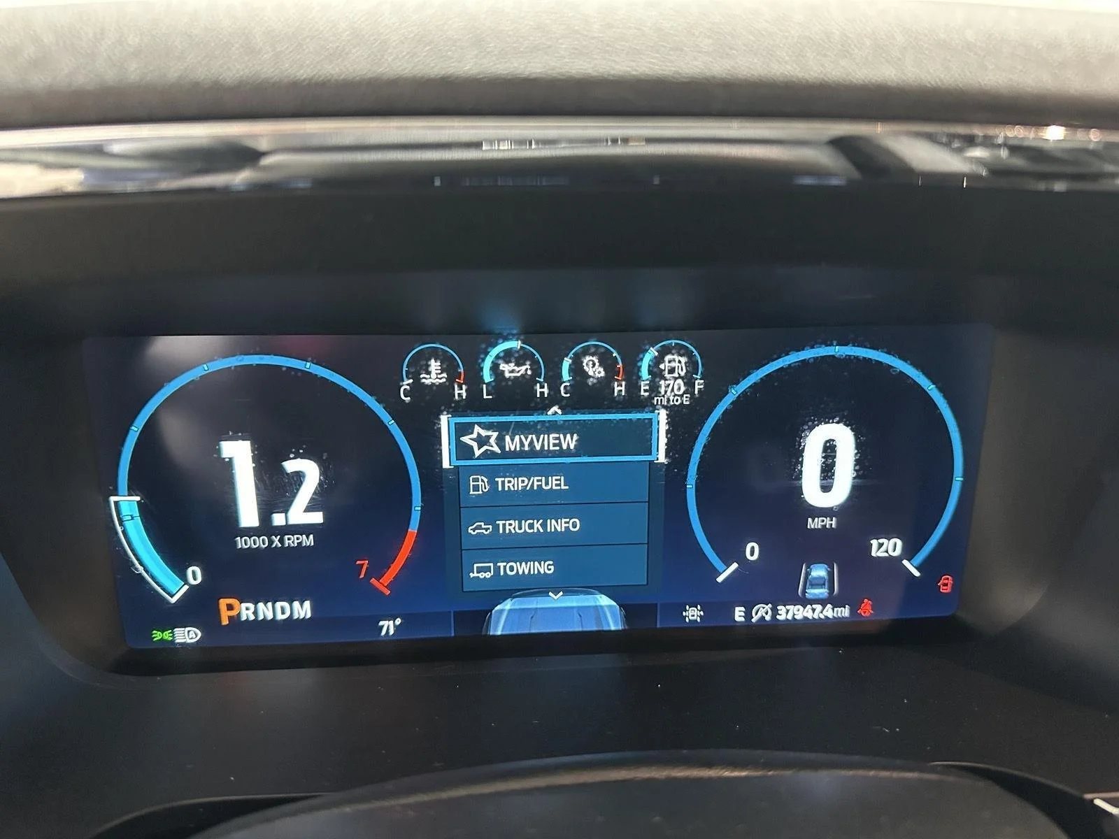 Used 2023 Bronze Ford XL image 10