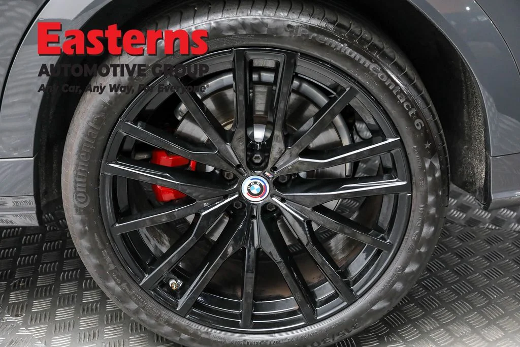 Used 2023 Gray BMW M50i image 8
