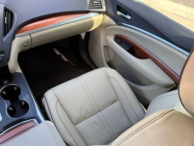 Used 2018 Lunar Silver Metallic Acura 3.5L image 25
