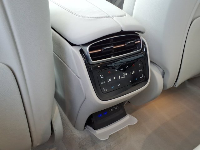 Certified Used 2023 White Mercedes-Benz 580 image 20