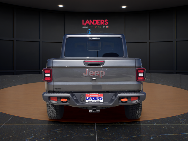 New 2026 Granite Crystal Metallic Clear-Coat Exterior Paint Jeep Mojave image 2