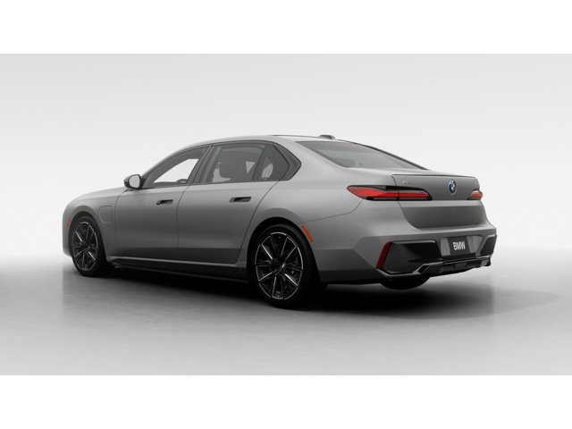 New 2026 Frozen Pure Grey Metallic BMW 750e xDrive image 2